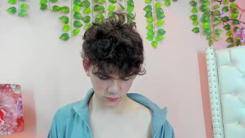 Snapshot of philippsx chatting on 7, 6, 2026 PHILLIP online show from 7, 6, 2026