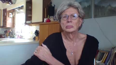 Snapshot of phillipa1023 chatting on 9, 3, 2025 phillipa online show from 9, 3, 2025