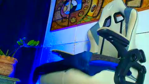 phlilloyhighclouds online show from 27, 10, 2025