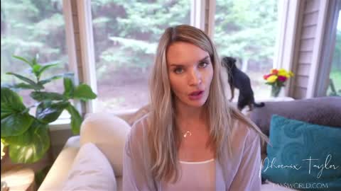 PHOENIX TAYLOR online show from 2, 5, 2026