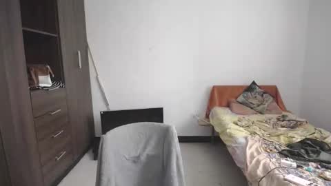 Snapshot of pia_alonzo30 chatting on 6, 3, 2026 izzy online show from 6, 3, 2026