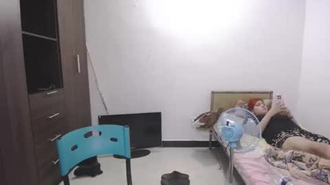 Snapshot of pia_alonzo30 chatting on 12, 3, 2026 izzy online show from 12, 3, 2026