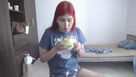 Snapshot of pia_alonzo30 chatting on 21, 3, 2026 izzy online show from 21, 3, 2026