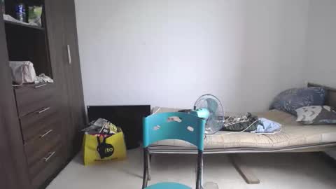 Snapshot of pia_alonzo30 chatting on 7, 4, 2026 izzy online show from 7, 4, 2026