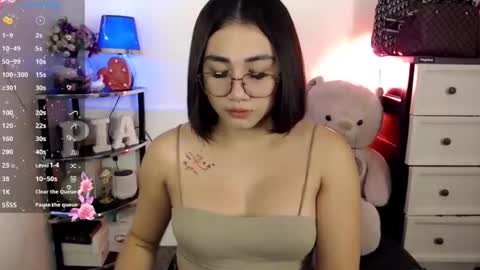 Pia online show from 6, 2, 2025