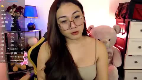 Pia online show from 13, 2, 2025