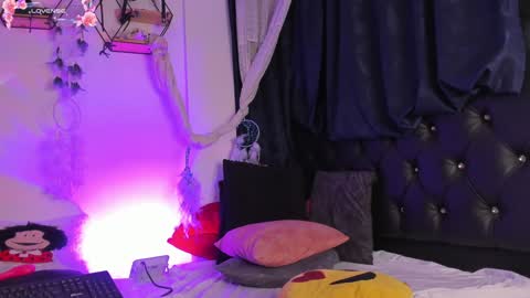 Snapshot of piafisher_ chatting on 4, 2, 2025 PIA FISHER online show from 4, 2, 2025