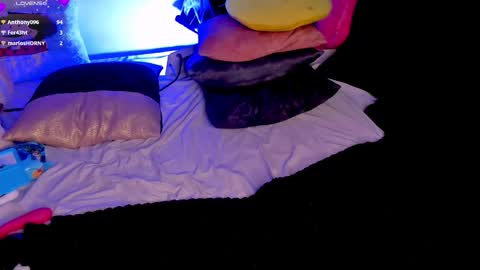 Snapshot of piafisher_ chatting on 27, 2, 2025 PIA FISHER online show from 27, 2, 2025