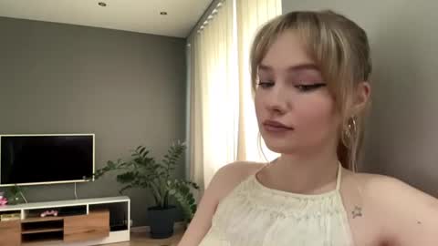 Snapshot of piastonesifer chatting on 26, 6, 2026 Kristie online show from 26, 6, 2026