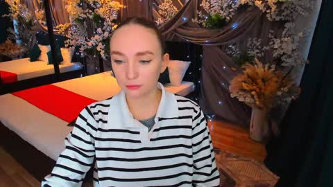 Emelie online show from 8, 2, 2025