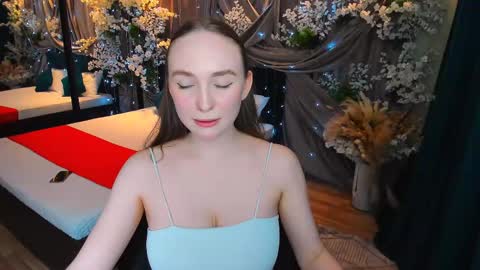 Emelie online show from 9, 2, 2025