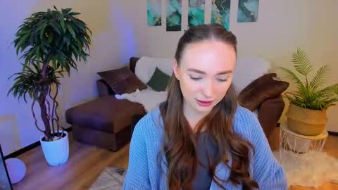 Emelie online show from 27, 2, 2025