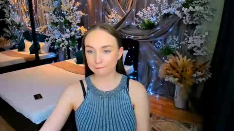 Emelie online show from 3, 3, 2025