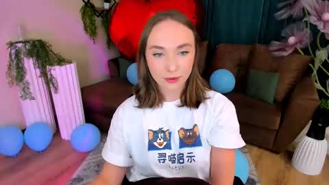 Emelie online show from 9, 9, 2025