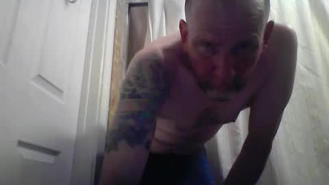 pierce702420 online show from 26, 4, 2026