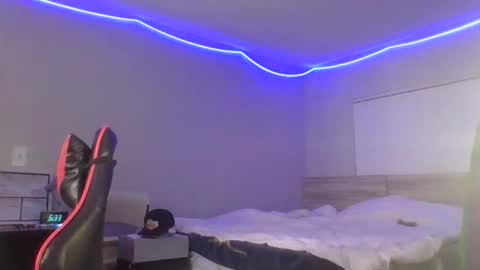 pierceddhabibi online show from 19, 11, 2025