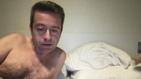 piericouple online show from 21, 4, 2026