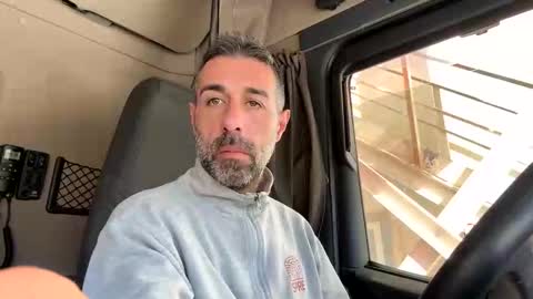 pierotu online show from 26, 2, 2026