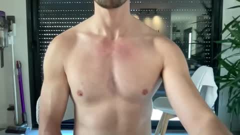 pierre81000 online show from 7, 2, 2026