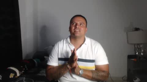 pikoro_gomez online show from 17, 12, 2024