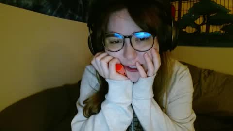 PilloGoddess online show from 25, 1, 2025