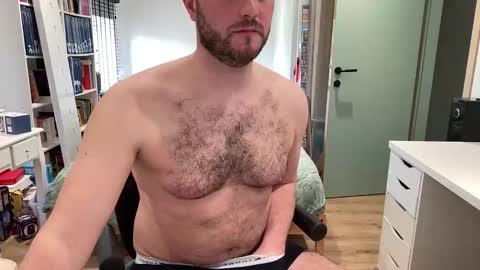 pilou online show from 27, 2, 2026