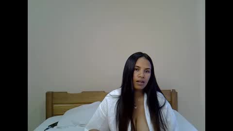 Snapshot of pinahotty chatting on 26, 11, 2025 pinahotty online show from 26, 11, 2025