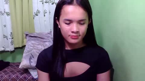Snapshot of pinaymorena_rhowe chatting on 5, 12, 2024 pinaymorena_rhowe online show from 5, 12, 2024