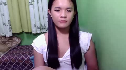 Snapshot of pinaymorena_rhowe chatting on 12, 12, 2024 pinaymorena_rhowe online show from 12, 12, 2024