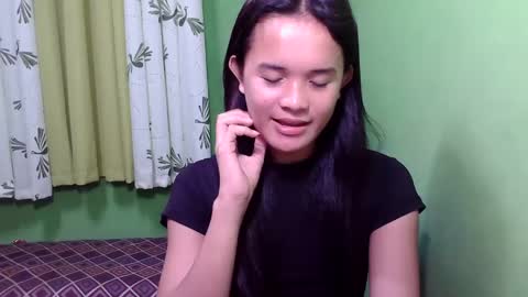 Snapshot of pinaymorena_rhowe chatting on 10, 1, 2025 pinaymorena_rhowe online show from 10, 1, 2025