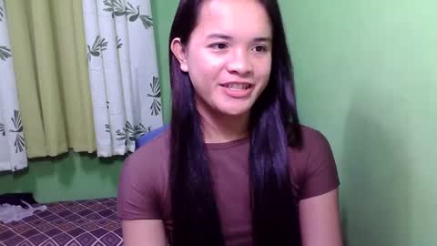 Snapshot of pinaymorena_rhowe chatting on 10, 1, 2025 pinaymorena_rhowe online show from 10, 1, 2025