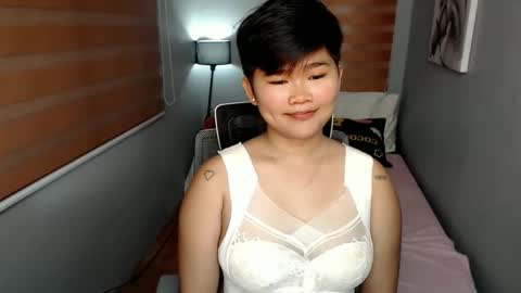 Lyn the Lesbian online show from 5, 1, 2025