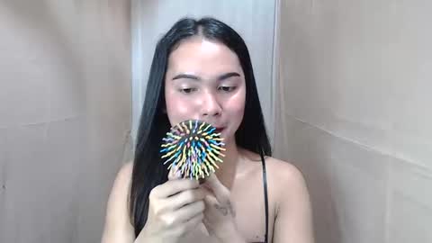 celistina Crwford online show from 27, 10, 2025