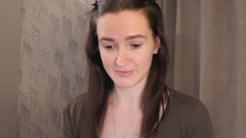       online show from 1, 2, 2025