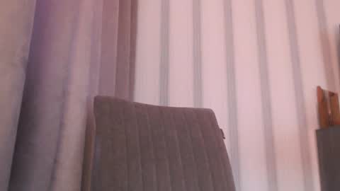       online show from 14, 9, 2025