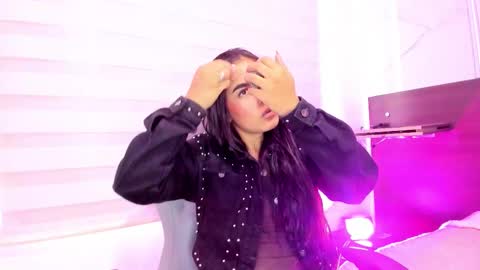 pink_as online show from 1, 10, 2025