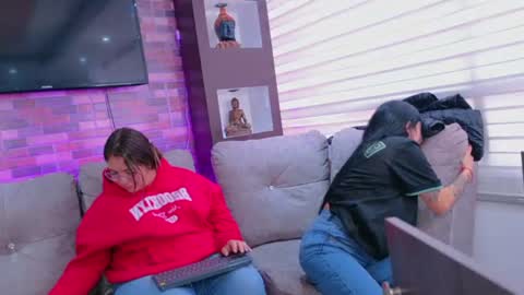 Snapshot of pink_as chatting on 17, 6, 2026 pink_as online show from 17, 6, 2026