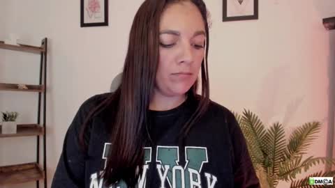 Snapshot of pink_kitten_ chatting on 27, 2, 2026 Eli online show from 27, 2, 2026