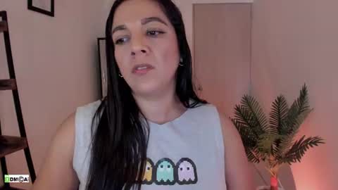 Snapshot of pink_kitten_ chatting on 10, 6, 2026 Eli online show from 10, 6, 2026