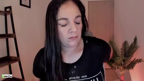 Snapshot of pink_kitten_ chatting on 12, 6, 2026 Eli online show from 12, 6, 2026