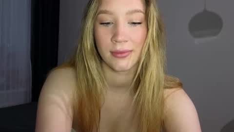   online show from 26, 11, 2025