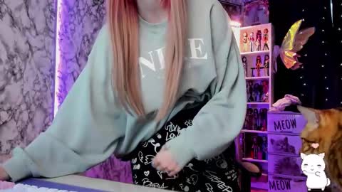 Snapshot of pink_ss chatting on 19, 2, 2026 Saly online show from 19, 2, 2026