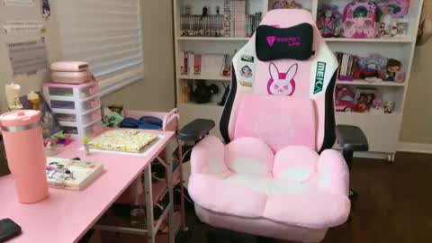 pinkcheetodomain online show from 25, 2, 2025