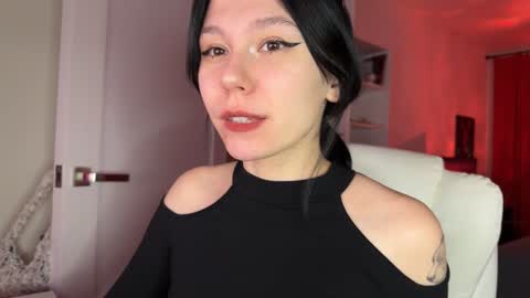 pinkdollylovv online show from 14, 1, 2025