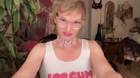 pinkfag online show from 5, 6, 2026