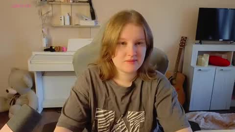 Snapshot of pinkiep1e chatting on 5, 5, 2026 pinkiep1e online show from 5, 5, 2026