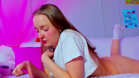 Mila online show from 25, 2, 2026