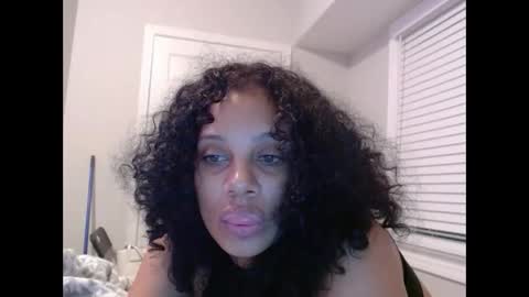 Snapshot of pinkmonae chatting on 31, 12, 2024 pinksugar online show from 31, 12, 2024