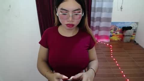 Snapshot of pinky_pussybobby69 chatting on 4, 5, 2026 Tina online show from 4, 5, 2026