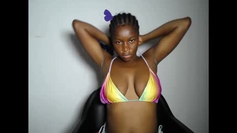 pinkykiki_247 online show from 18, 12, 2025